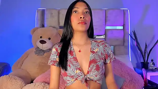 KarolRojas  online show from January 10, 4:12 am