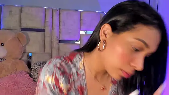 KarolRojas  online show from January 10, 7:14 am