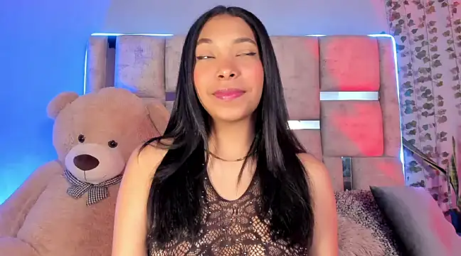 KarolRojas  online show from February 14, 3:33 am