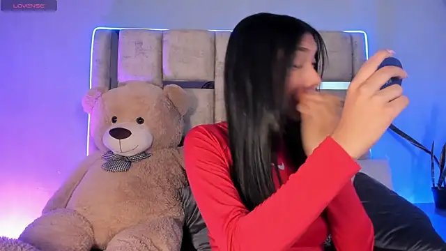 KarolRojas  online show from February 22, 3:56 am