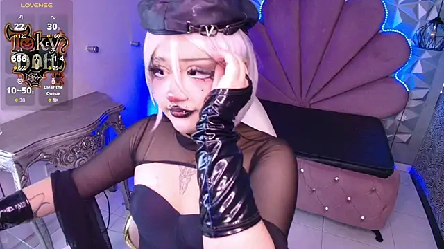 toky doll online show from October 24, 9:33 pm