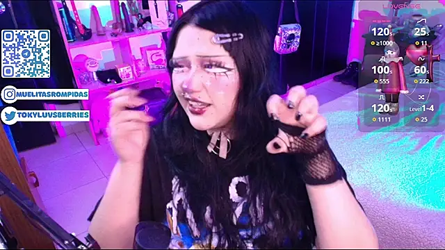 toky doll online show from March 30, 6:25 am