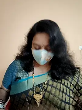 neelu-hoty online show from December 31, 3:53 pm