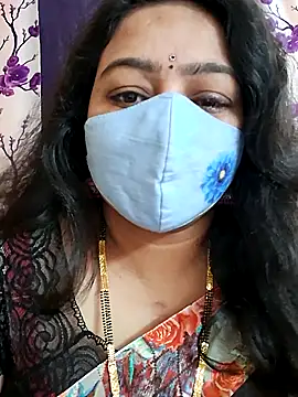 neelu-hoty online show from January 6, 8:35 am