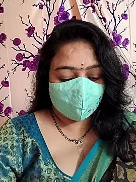 neelu-hoty online show from January 23, 4:04 pm