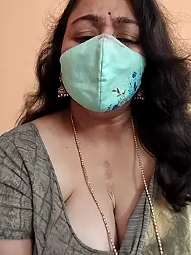 neelu-hoty online show from March 11, 9:34 am