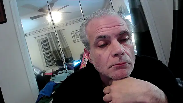 Hand69someguy online show from May 12, 2:08 am