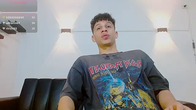 Snapshot of jeff_ross chatting on February 19, 12:01 pm jeff ross online show from February 19, 12:01 pm