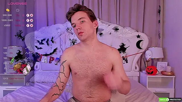 Snapshot of ArthurWhitee chatting on October 17, 3:14 pm ArthurWhitee online show from October 17, 3:14 pm