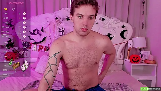 Snapshot of ArthurWhitee chatting on October 19, 3:29 am ArthurWhitee online show from October 19, 3:29 am