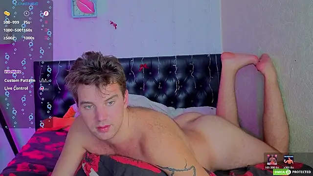 ArthurWhitee online show from February 15, 7:51 am