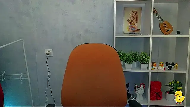  Barbie Kiss  online show from March 12, 12:33 pm