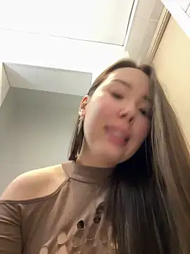 Snapshot of Asian_Asami chatting on February 22, 5:13 pm Asian Asami online show from February 22, 5:13 pm