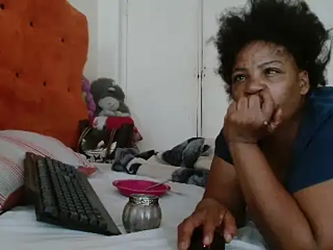 tinagiant online show from January 24, 12:52 pm
