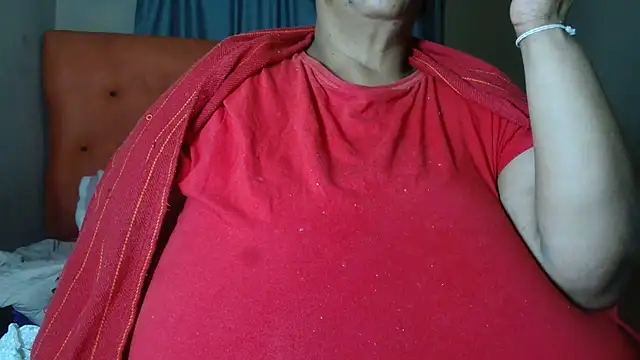 tinagiant online show from May 7, 6:35 pm