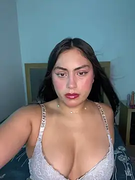  Danaa online show from February 21, 7:15 pm