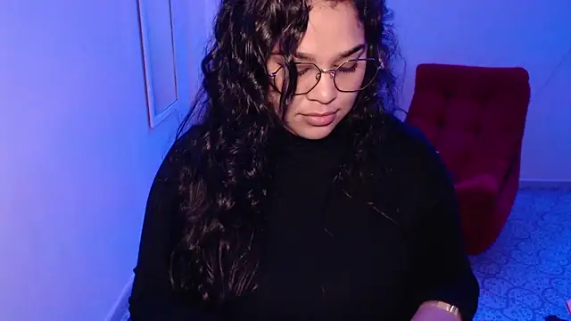 VenussTits97 online show from September 22, 11:40 pm