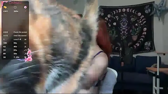 Snapshot of Aria_Fields chatting on May 12, 4:37 pm Aria Fields online show from May 12, 4:37 pm