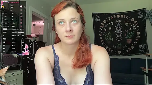 Snapshot of Aria_Fields chatting on May 18, 4:13 pm Aria Fields online show from May 18, 4:13 pm