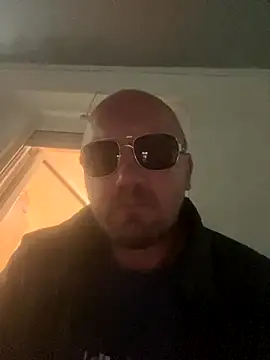 Snapshot of paul_daniel chatting on October 3, 10:07 pm paul daniel online show from October 3, 10:07 pm