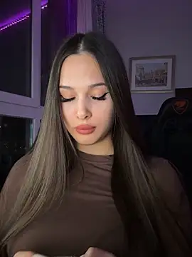 EricaWalls online show from November 28, 9:06 pm