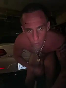 Snapshot of PeytonJohnn chatting on September 14, 3:27 am PeytonJohnn online show from September 14, 3:27 am