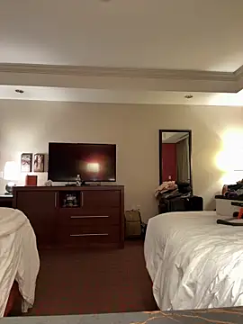 Snapshot of PeytonJohnn chatting on September 29, 8:08 am PeytonJohnn online show from September 29, 8:08 am