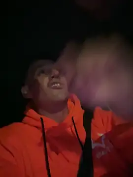 Snapshot of PeytonJohnn chatting on October 18, 3:09 am PeytonJohnn online show from October 18, 3:09 am