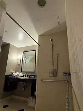 PeytonJohnn online show from December 15, 1:54 am