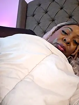 XXXLollipopsJuicy online show from October 5, 10:46 am