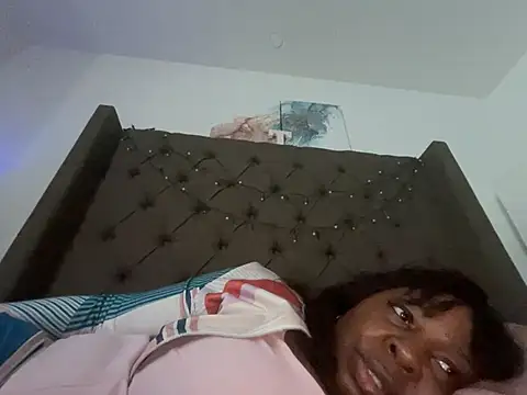 Snapshot of XXXLollipopsJuicy chatting on April 30, 10:25 pm XXXLollipopsJuicy online show from April 30, 10:25 pm