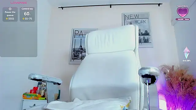 Snapshot of katy_giil chatting on January 29, 10:32 pm katy giil online show from January 29, 10:32 pm