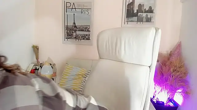 Snapshot of katy_giil chatting on March 15, 8:10 pm katy giil online show from March 15, 8:10 pm