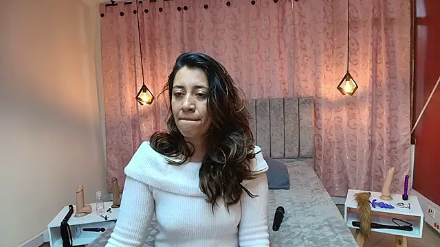 VioletaScott  online show from September 19, 1:12 pm