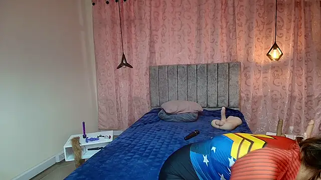 VioletaScott  online show from October 23, 1:21 pm