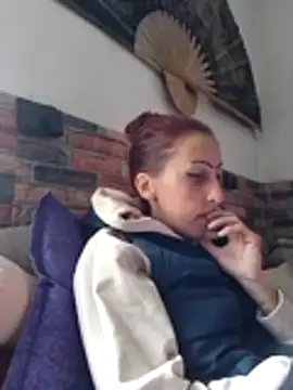 Snapshot of kriszy_baby chatting on May 12, 7:38 am kriszy baby online show from May 12, 7:38 am