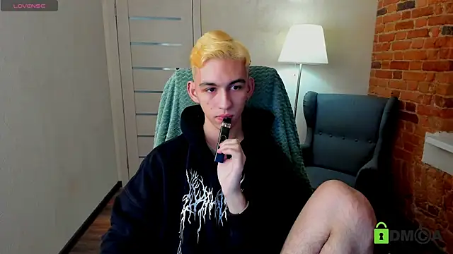 Ul Tima online show from December 28, 8:36 pm