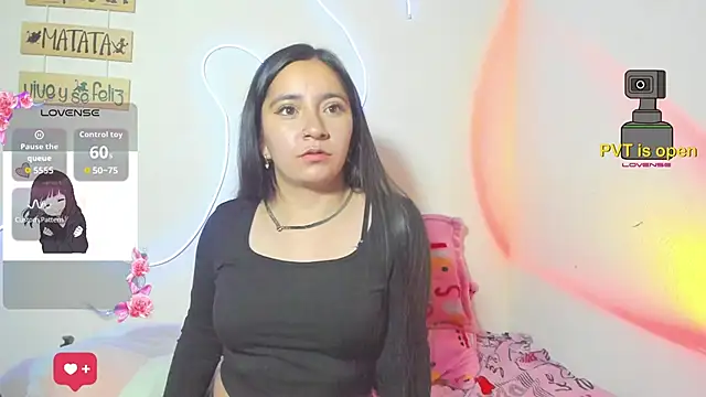 Snapshot of litle_mily_ chatting on September 25, 12:36 am litle mily online show from September 25, 12:36 am