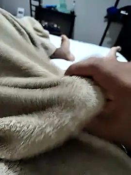 Snapshot of paulocte123 chatting on December 1, 12:26 am paulocte123 online show from December 1, 12:26 am