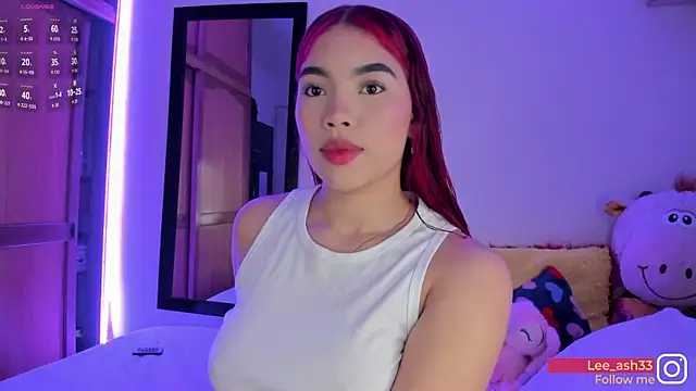 Snapshot of Lee_Ash chatting on March 14, 2:17 am Lee Ash online show from March 14, 2:17 am