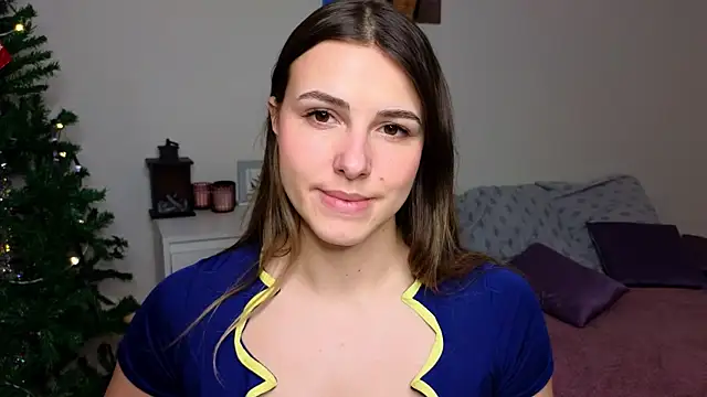 Snapshot of sophia_euphoriaa chatting on January 18, 1:18 pm sophia euphoriaa online show from January 18, 1:18 pm