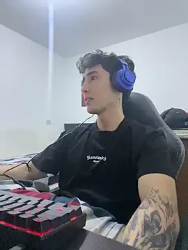 Snapshot of gojo_satoru_18 chatting on February 13, 2:40 am gojo satoru 18 online show from February 13, 2:40 am