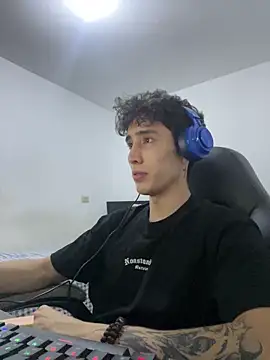 Snapshot of gojo_satoru_18 chatting on February 15, 8:57 am gojo satoru 18 online show from February 15, 8:57 am