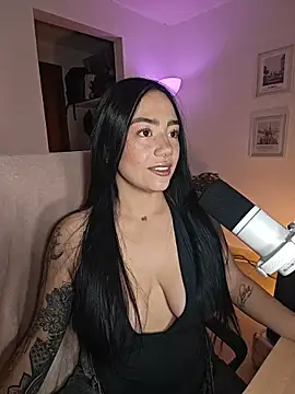 Snapshot of helena_smith chatting on May 16, 4:31 am helena smith online show from May 16, 4:31 am