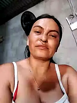 Horny-Mommy-Dirty online show from January 31, 8:01 pm