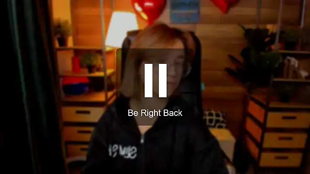 Moon13152 online show from October 23, 8:51 pm