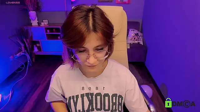 Moon13152 online show from November 16, 3:28 pm