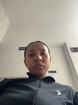 GabrielaLugo online show from June 18, 6:12 pm