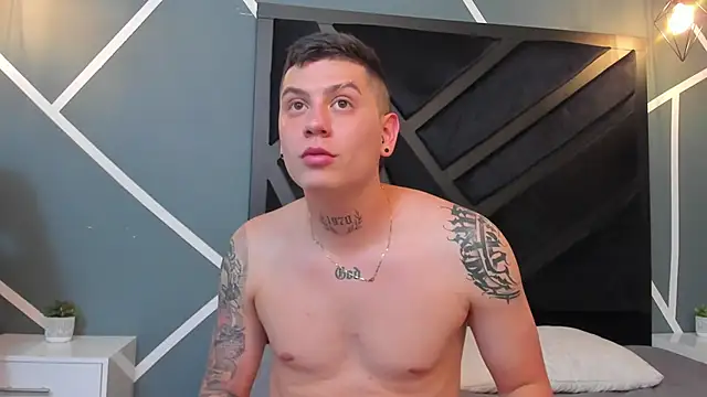 Yeiko Romero  online show from January 11, 8:32 pm