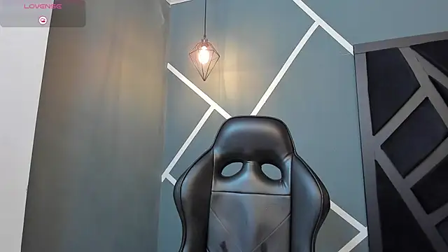 Yeiko Romero  online show from January 11, 11:35 pm